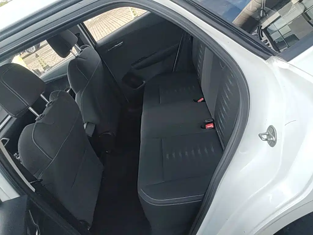 BYD e2 — миниатюра 17