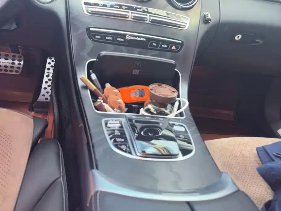 Mercedes-Benz C-Class — миниатюра 16