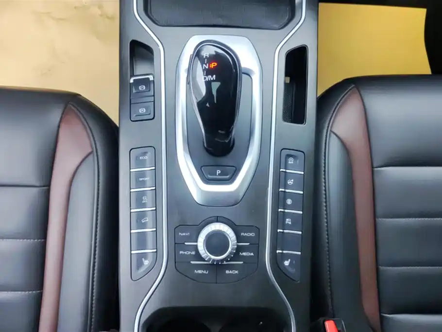 WEI PAI WEI BRAND VV5