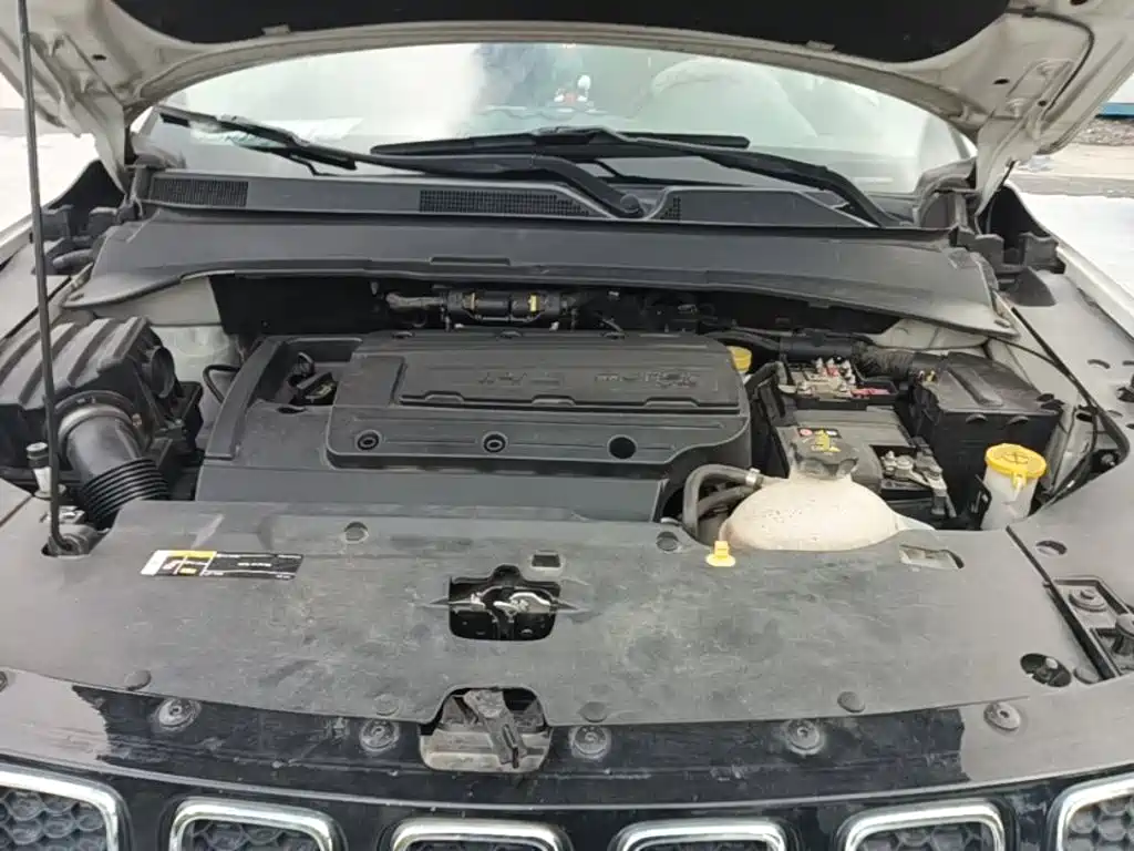 Jeep Compass — миниатюра 20