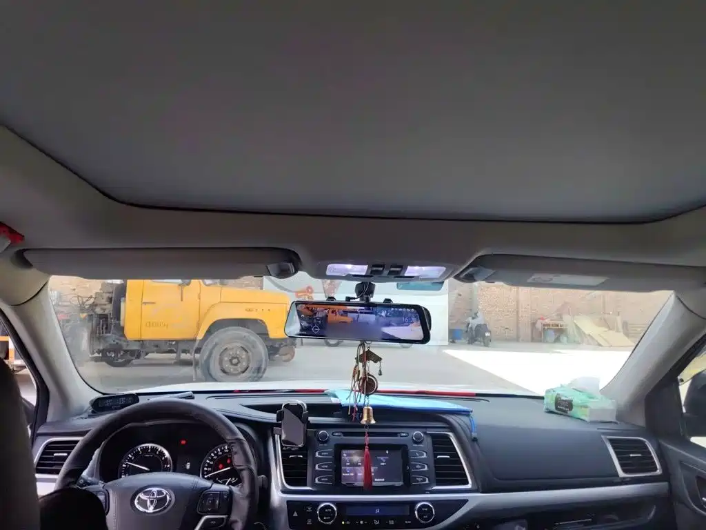 Toyota Highlander — миниатюра 9