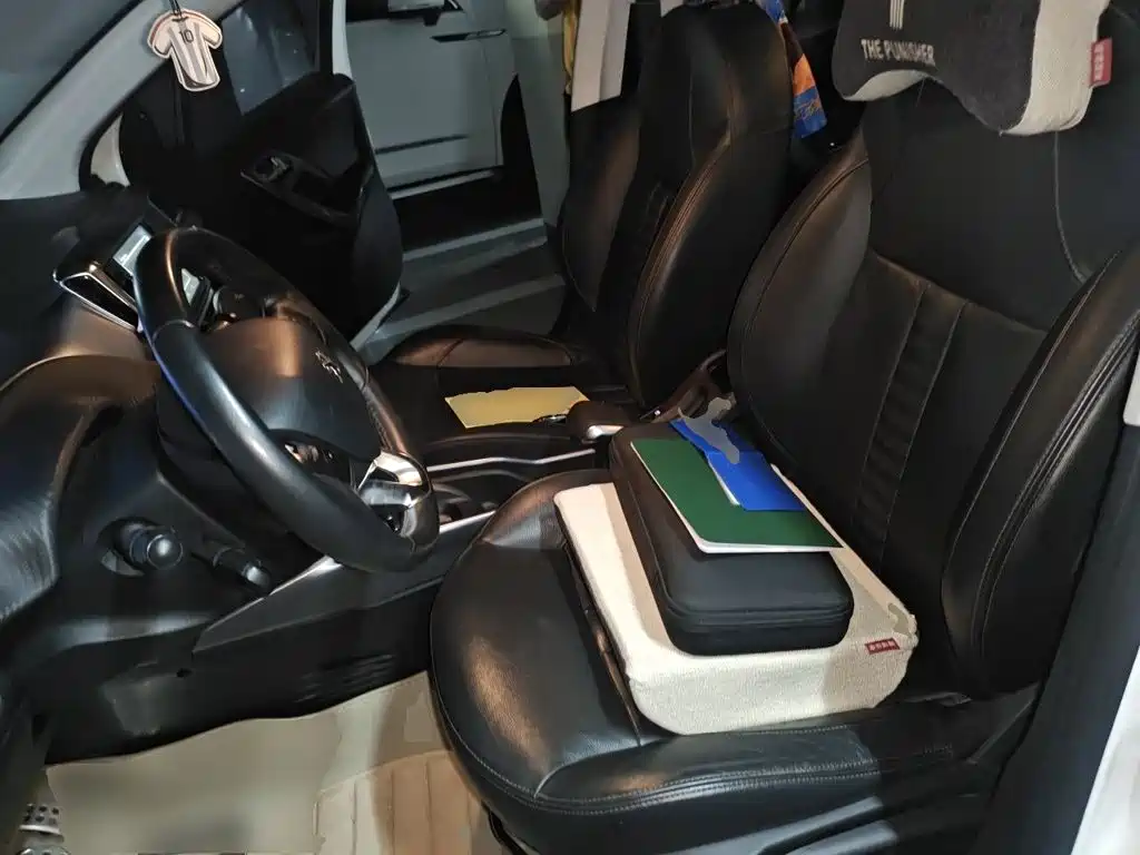 Peugeot 2008 — миниатюра 11