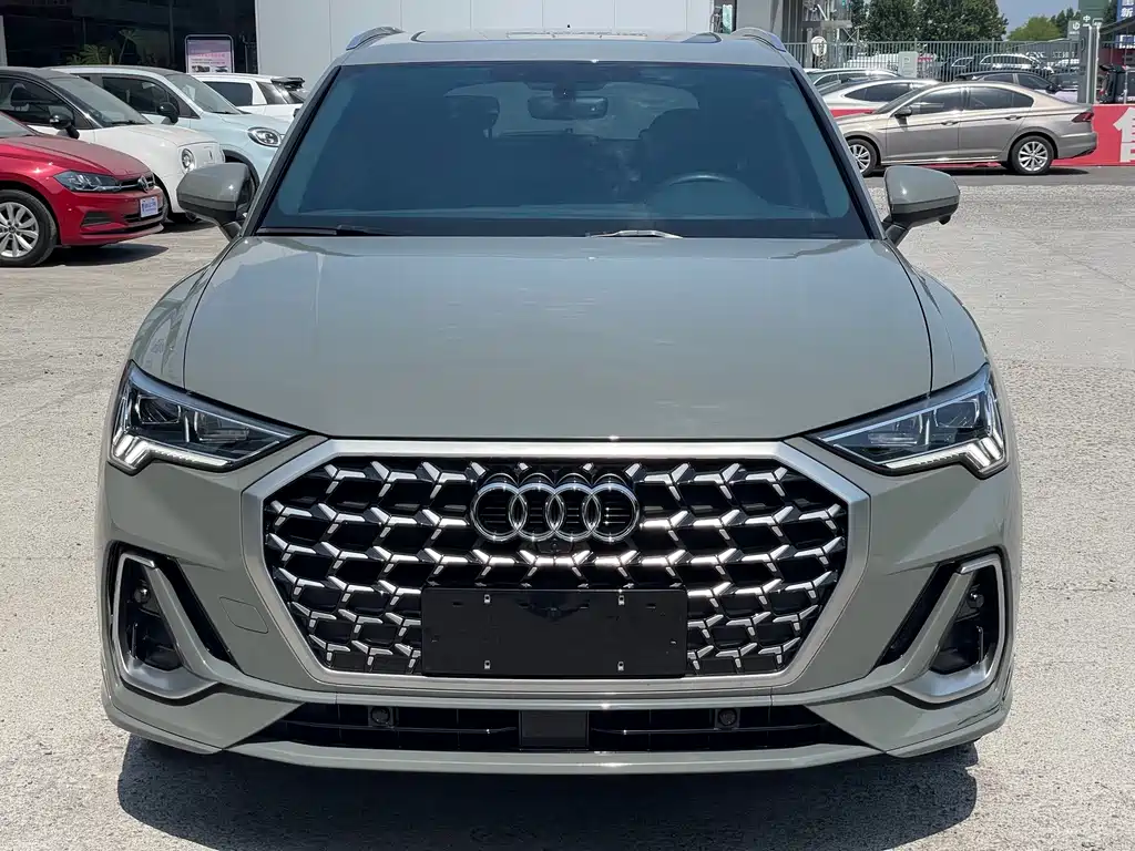 Audi Q3 — миниатюра 2
