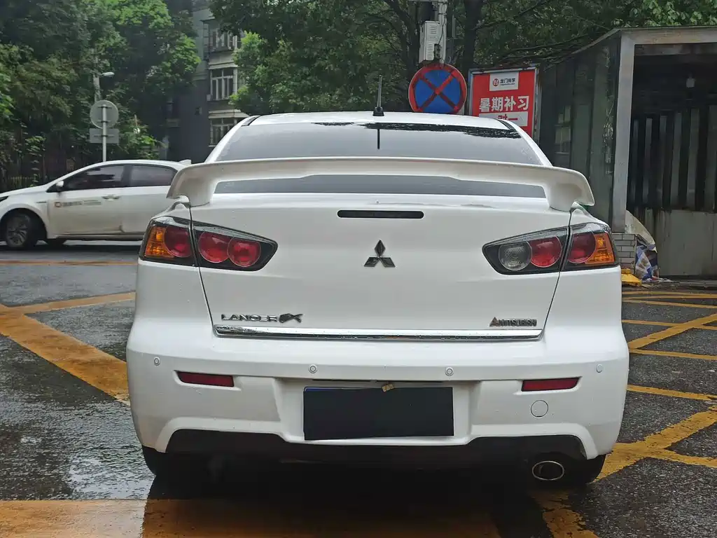 Mitsubishi Lancer EX — миниатюра 14
