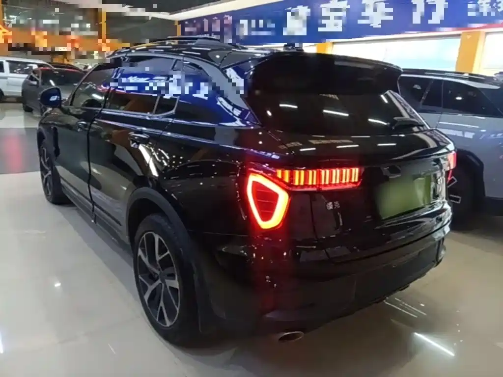 Lynk & Co 01 — миниатюра 5