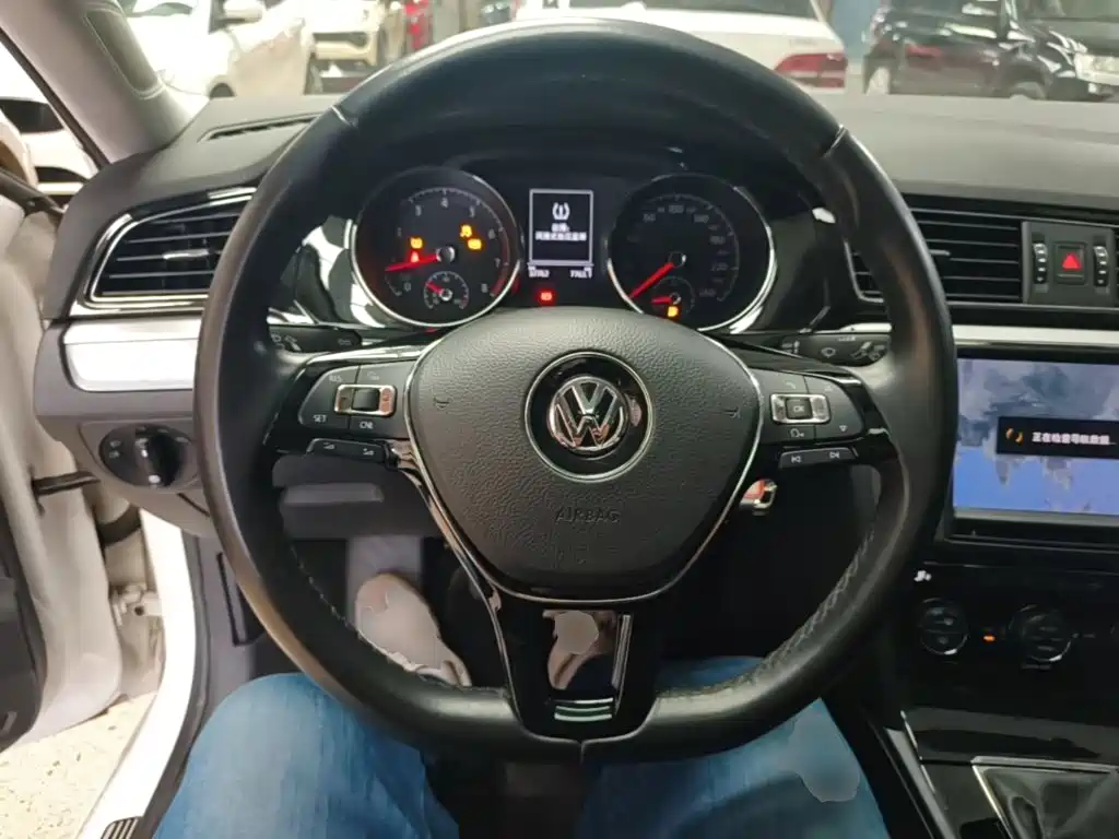 Volkswagen Lamando — миниатюра 11