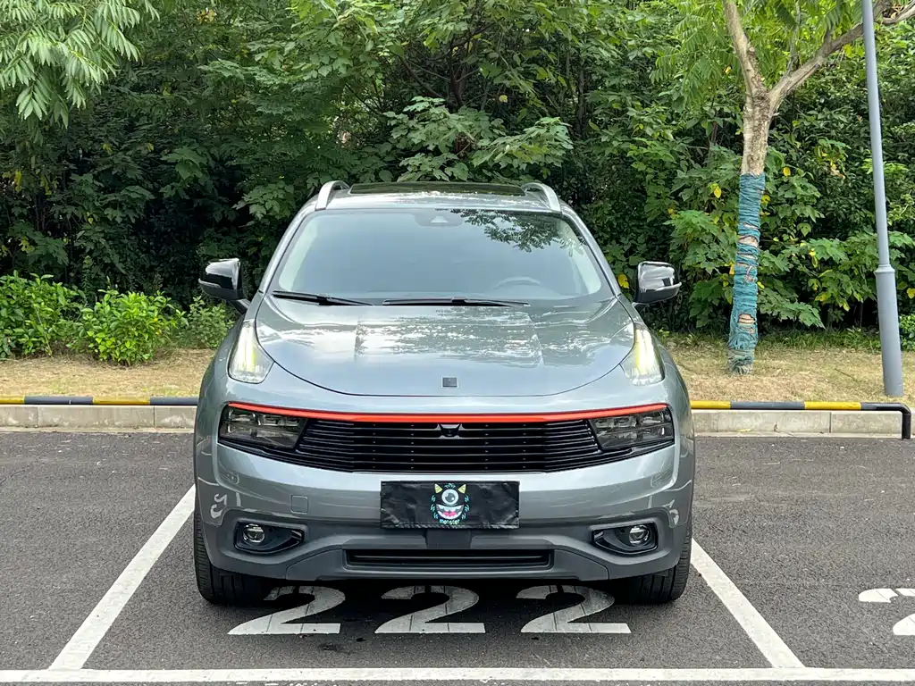 Lynk & Co 01 — миниатюра 2
