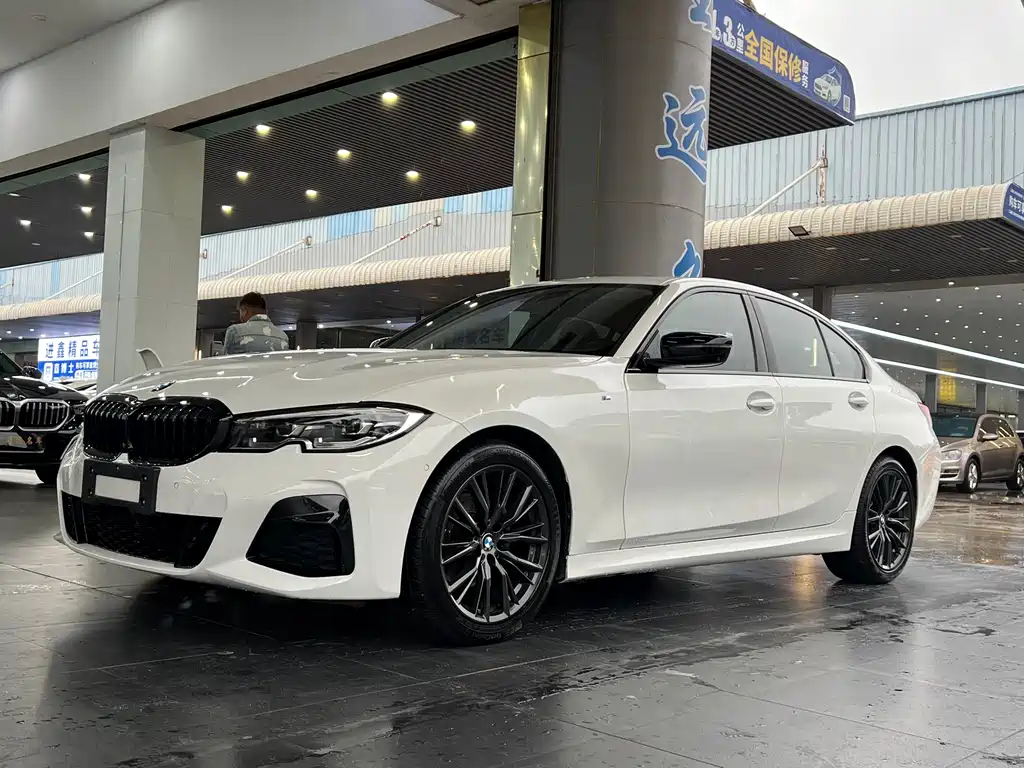 BMW 3 Series 2021