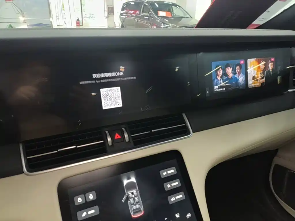 Li Auto Li ONE — миниатюра 13