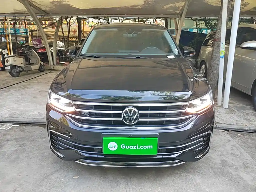 Volkswagen Tiguan L — миниатюра 3
