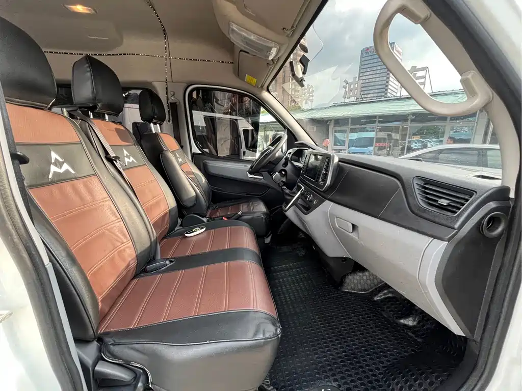 MAXUS V80 — миниатюра 7