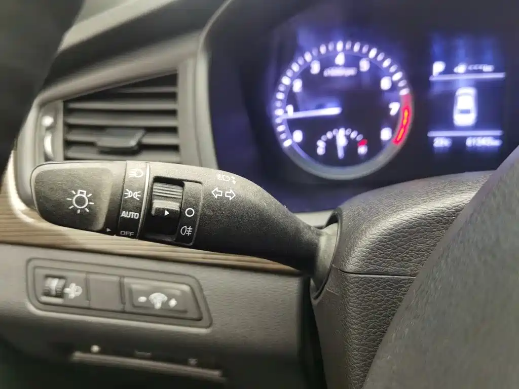Hyundai Sonata — миниатюра 21