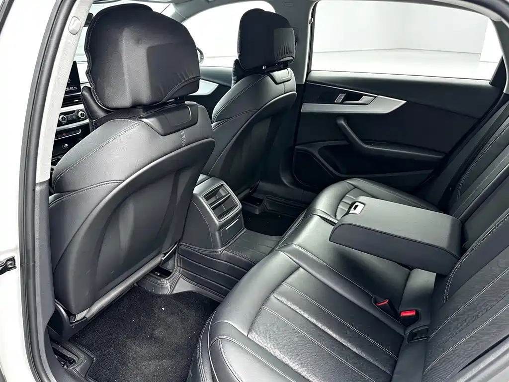Audi A4L — миниатюра 9