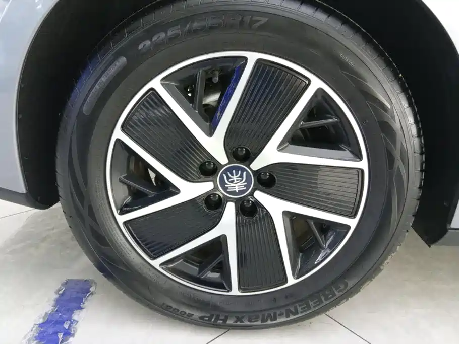 BYD Qin L — миниатюра 6