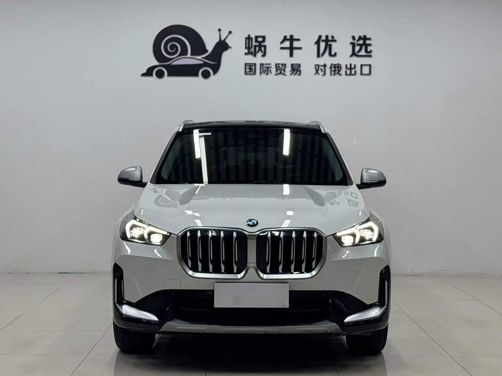 BMW X1 1.5 л 2023 г. Белый, пробег 26000 км