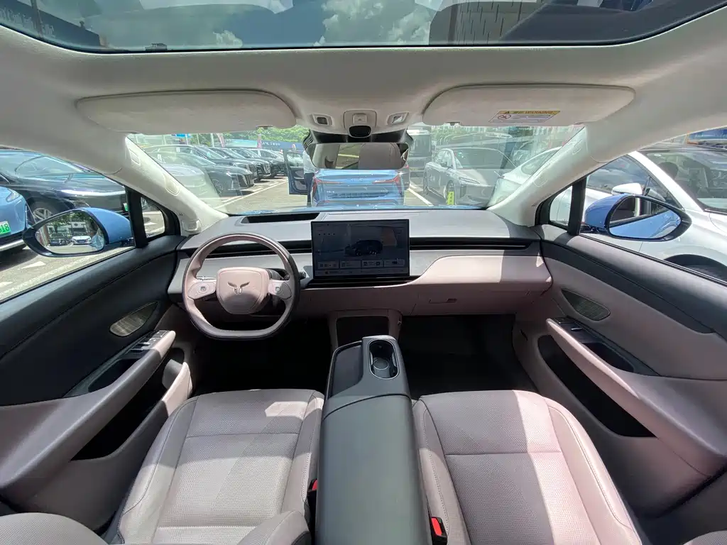 Hongqi Красный флаг Skyman 06 — миниатюра 12