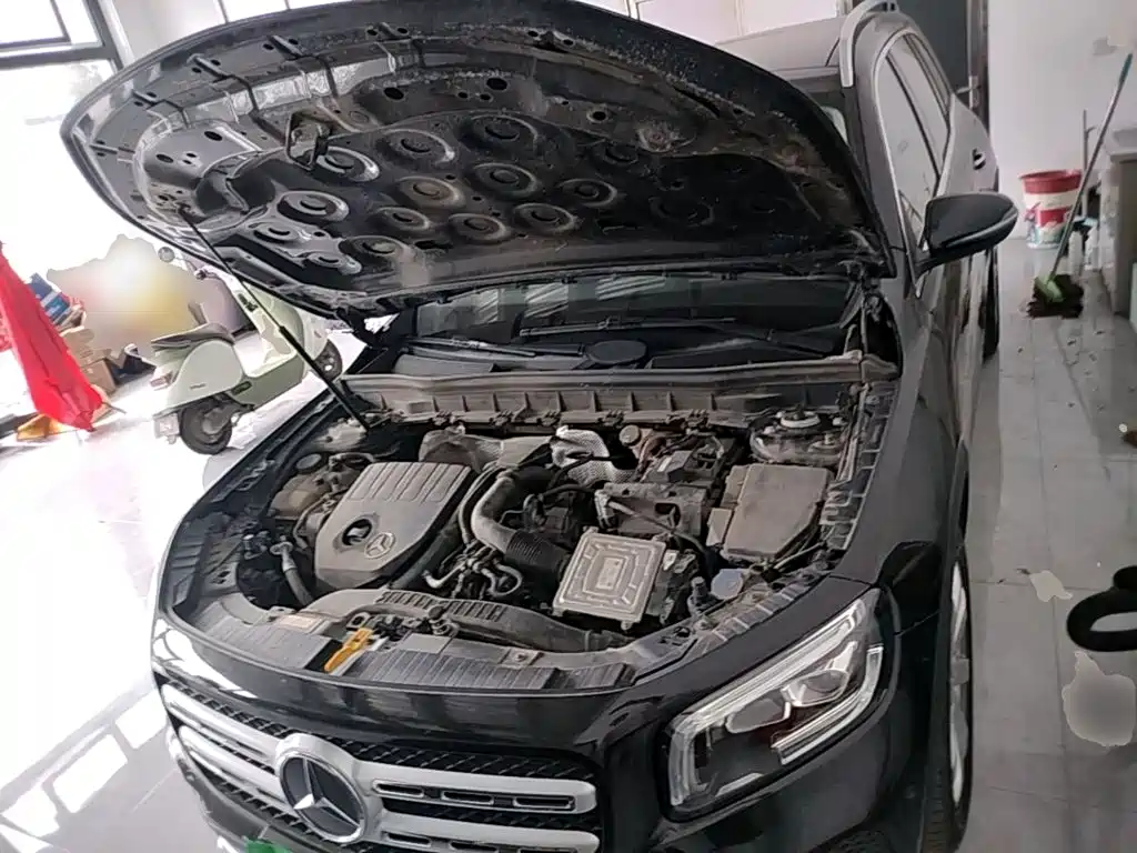 Mercedes-Benz GLB — миниатюра 20