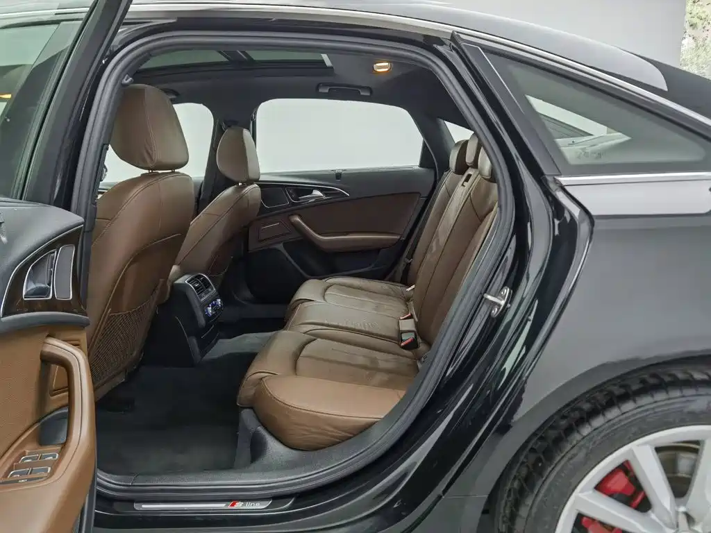 Audi A6L — миниатюра 15