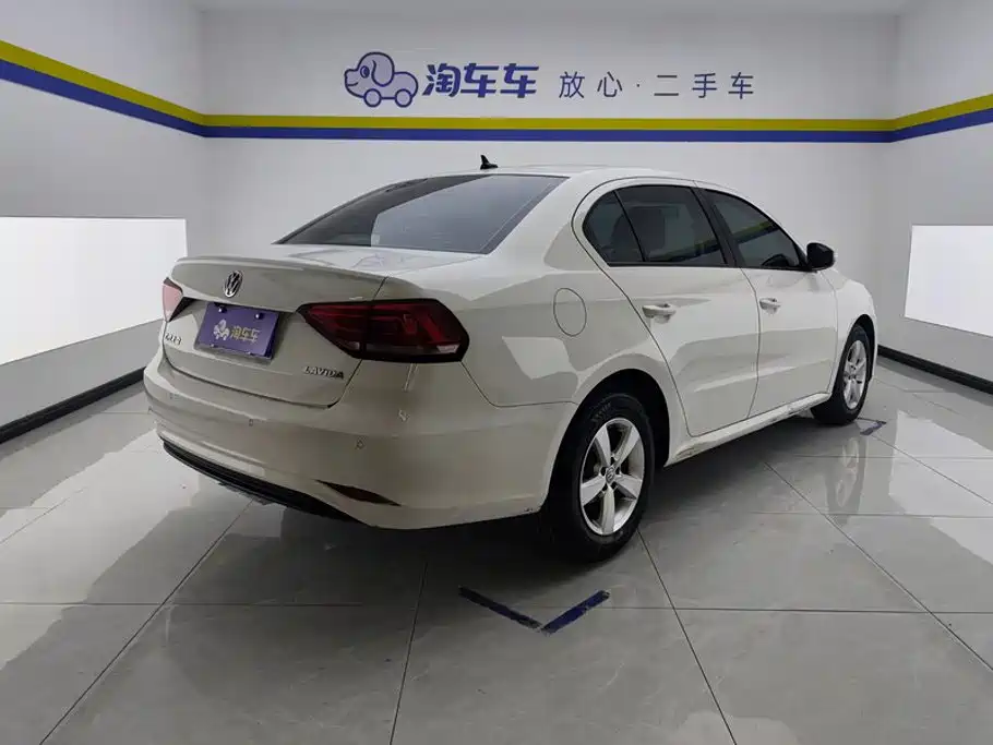 Volkswagen Lavida — миниатюра 3