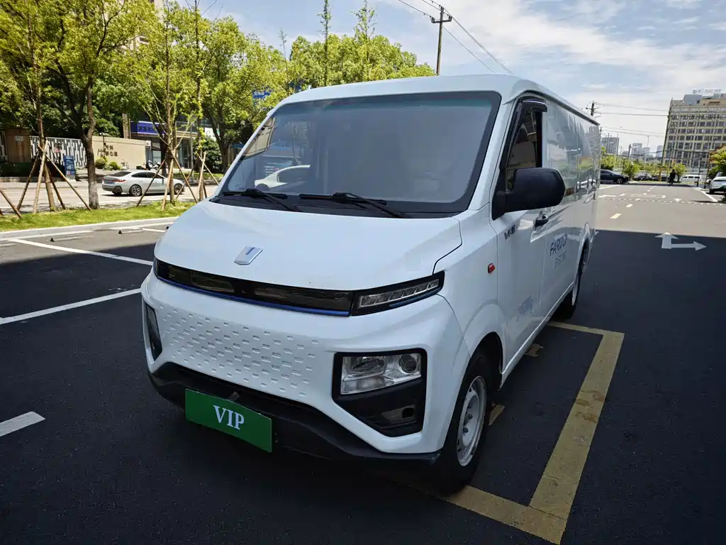 Автомобиль #611849 V 2022 V6E 41.93kWh