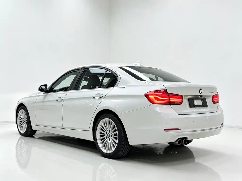 BMW 3 Series — миниатюра 10