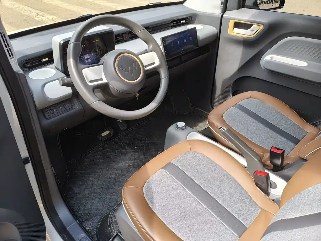 Wuling MINIEV — миниатюра 12