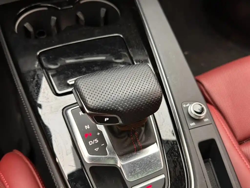 Audi A4L — миниатюра 15
