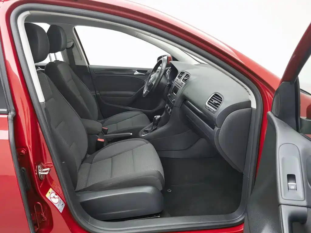 Volkswagen Golf — миниатюра 23