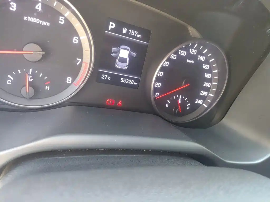 Hyundai Elantra — миниатюра 13
