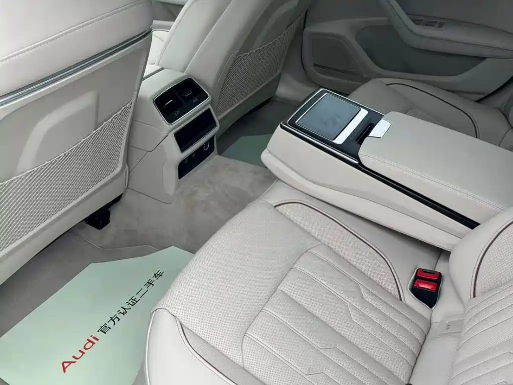 Audi A6L — миниатюра 11