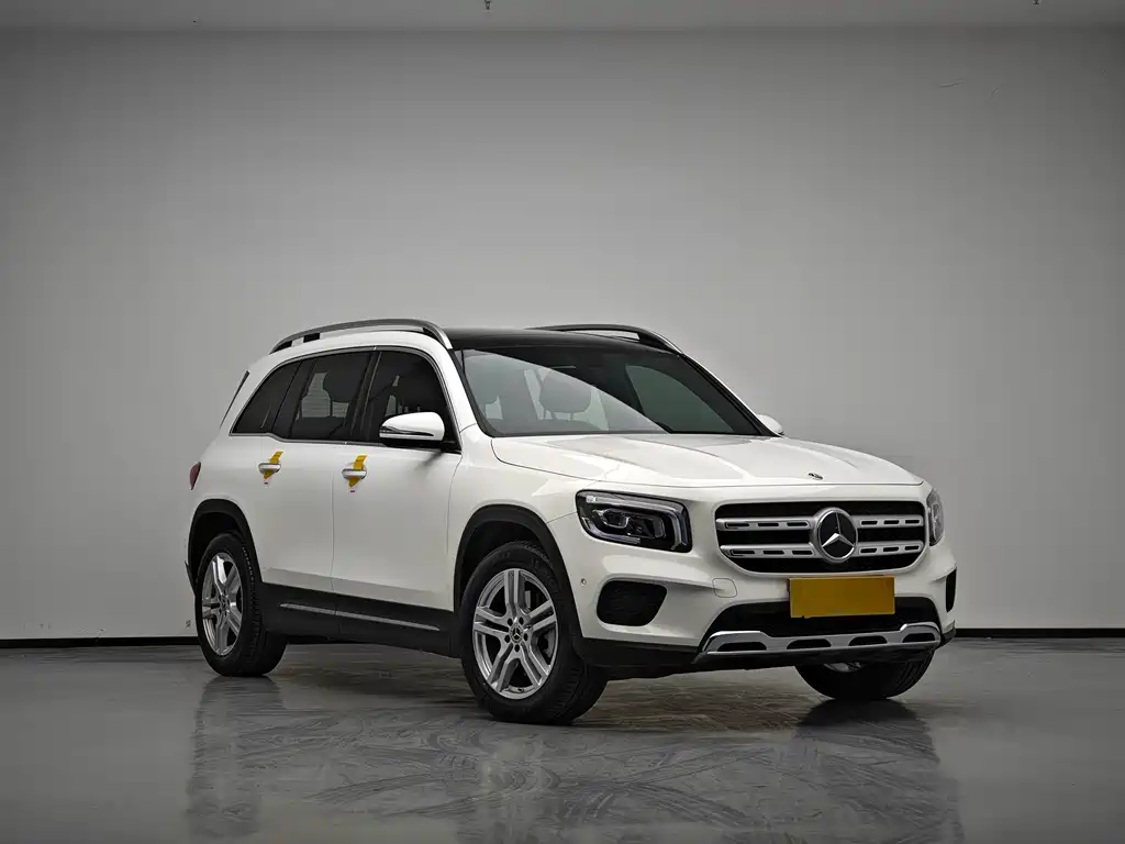 MERCEDES-BENZ GLB