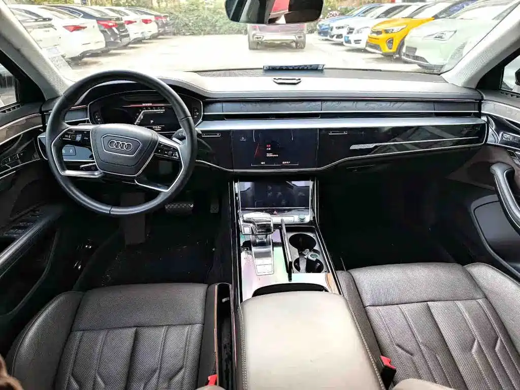 Audi A8 — миниатюра 4