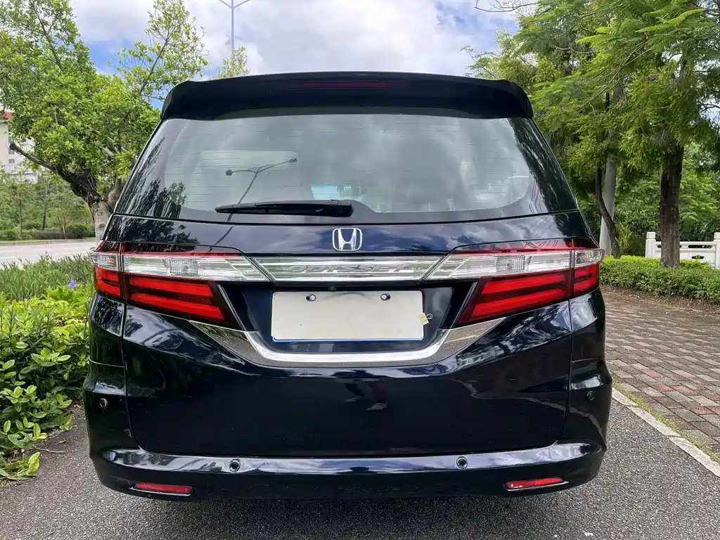 Honda Odyssey — миниатюра 8