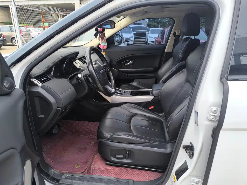 Land Rover Range Rover Evoque 2016 2.0T PURE