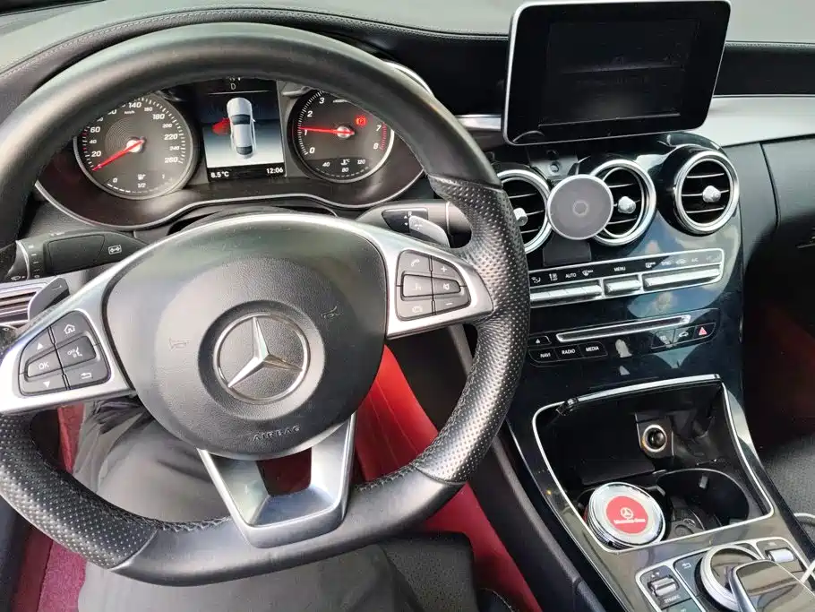 Mercedes-Benz C-Class (Import) — миниатюра 12