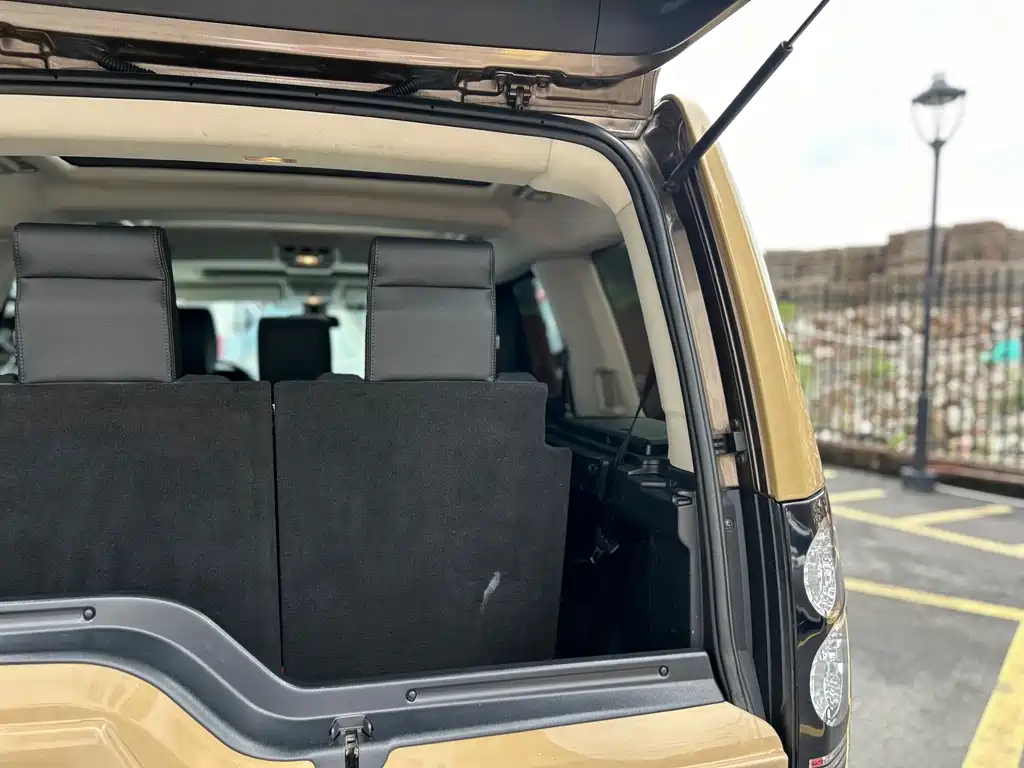 Land Rover Discovery — миниатюра 43