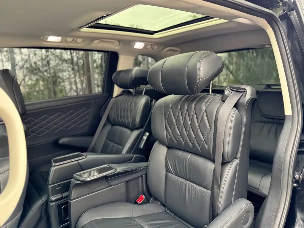 Honda Elysion — миниатюра 15