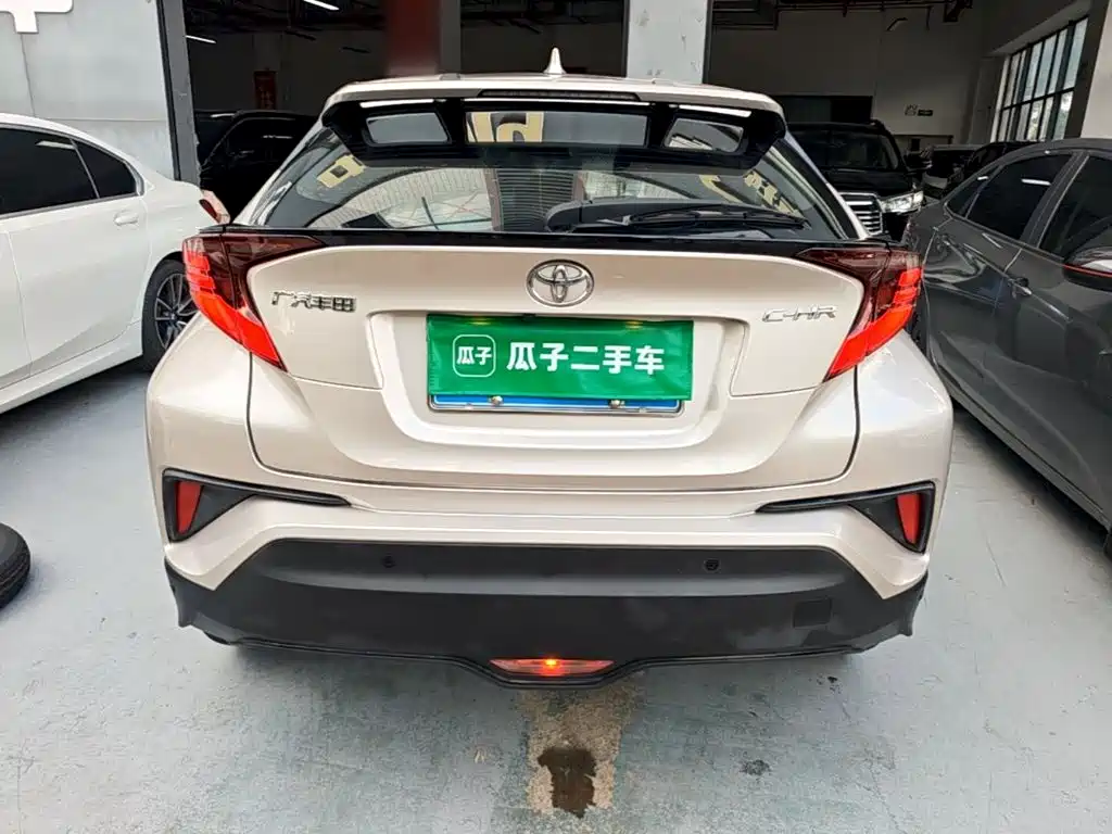 Toyota C-HR — миниатюра 6