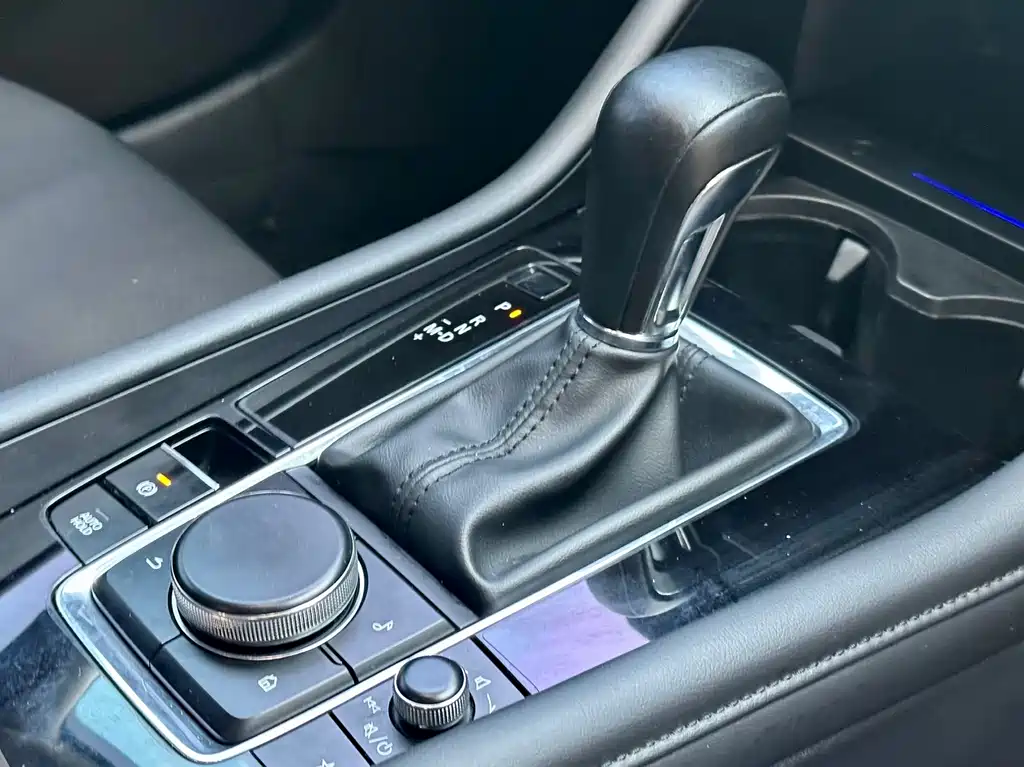 Mazda 3 Axela — миниатюра 10