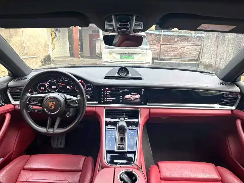Porsche Panamera — миниатюра 2