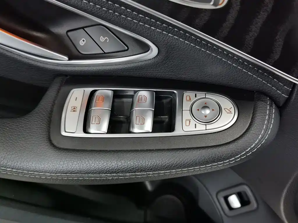 Mercedes-Benz C-Class C 2019 C 180 L Fashion Sport