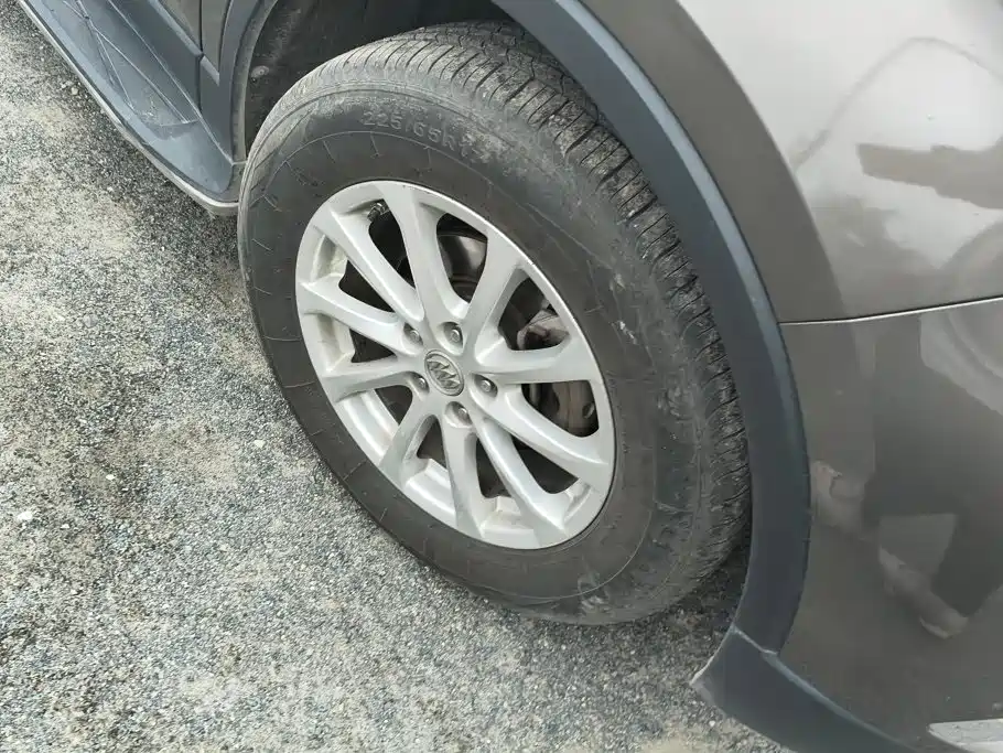 Buick Envision Plus — миниатюра 6