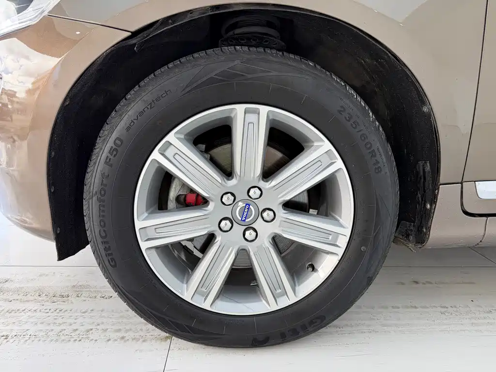 Volvo XC60 — миниатюра 17