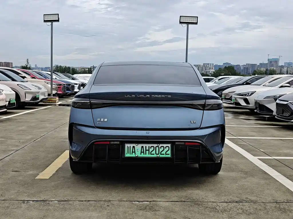 BYD Seal — миниатюра 17