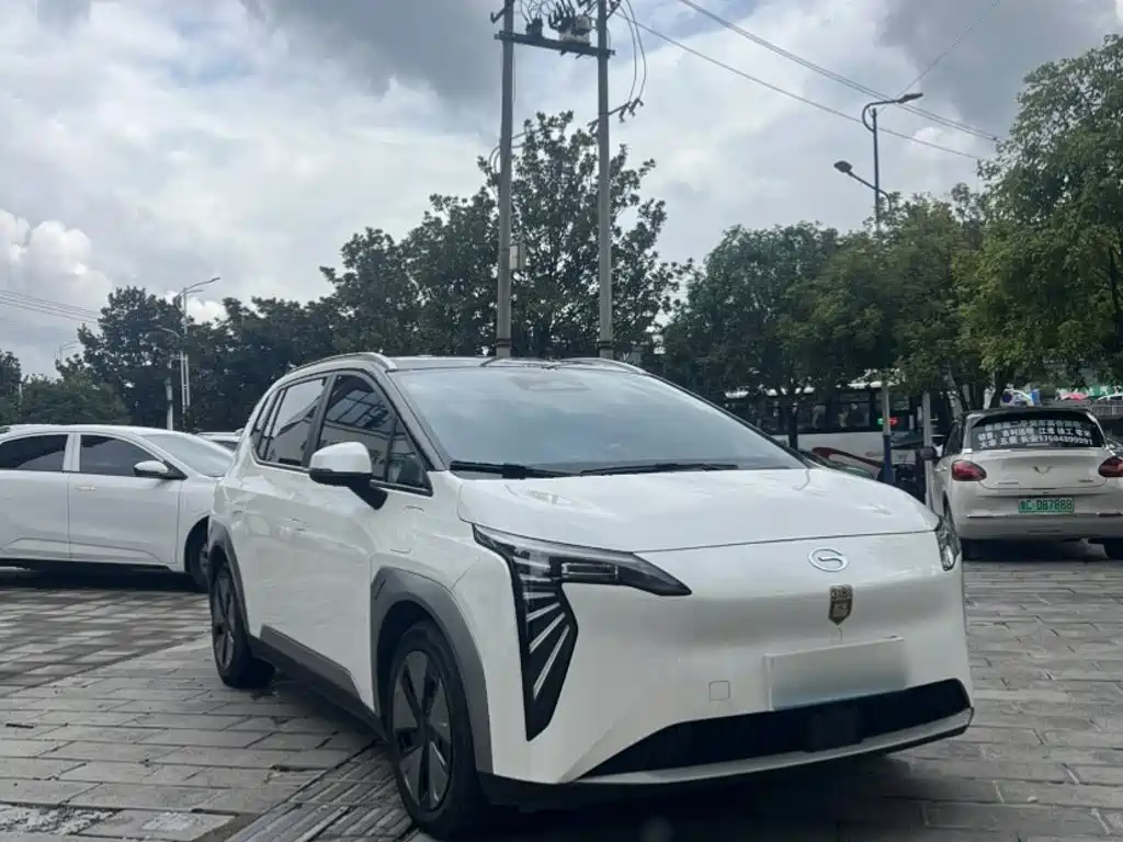 Aion AION Y — миниатюра 12