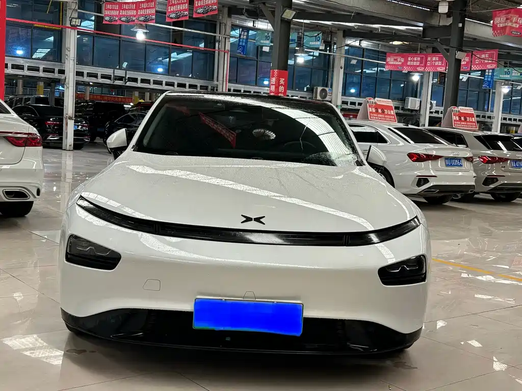 XPeng P7