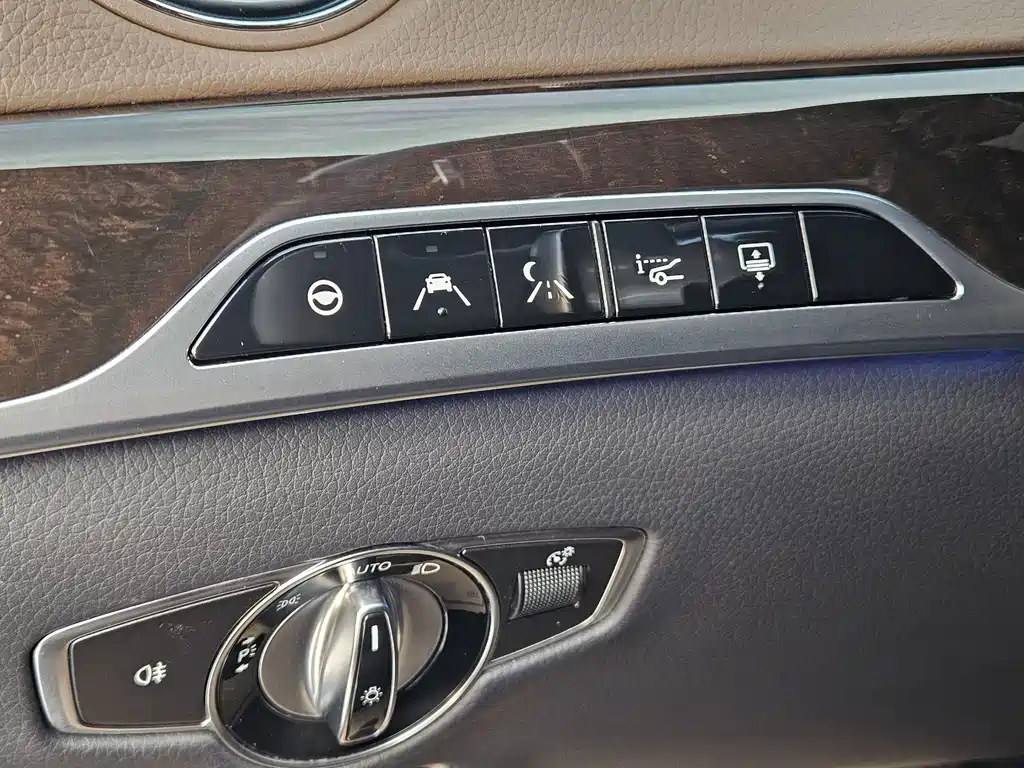 MERCEDES-BENZ MAYBACH S CLASS