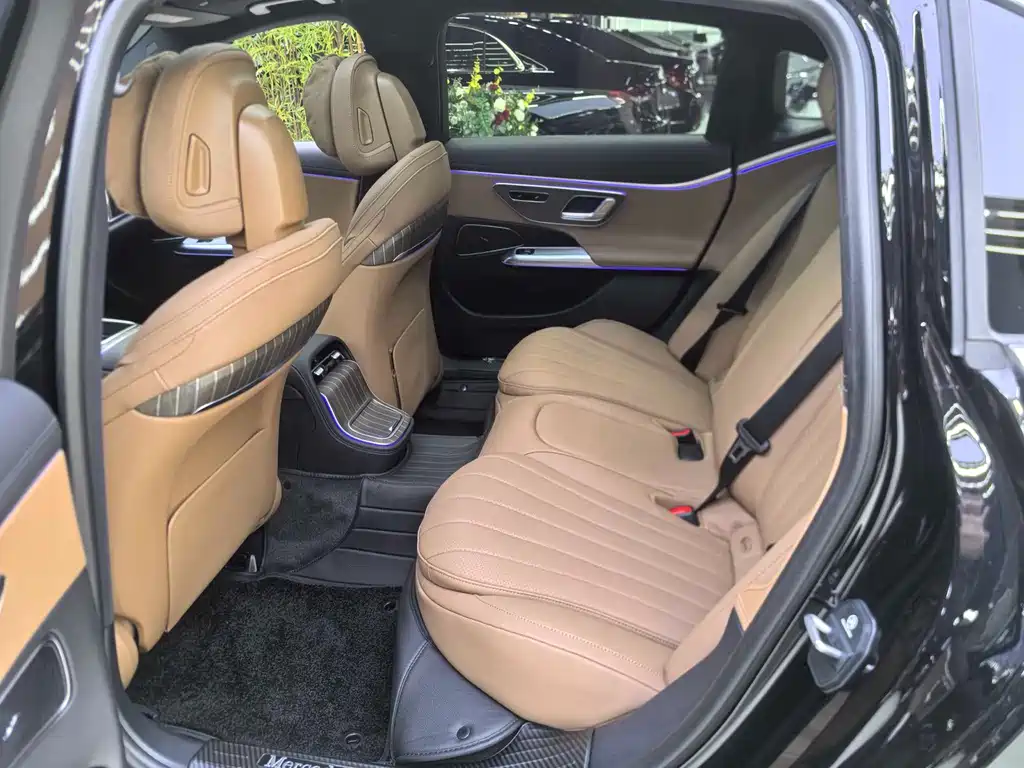 Mercedes-Benz E-Class New Energy — миниатюра 6