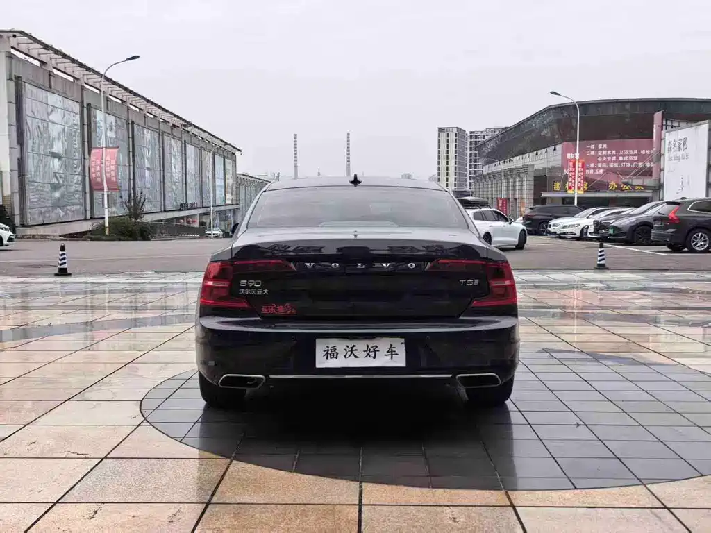 Volvo S90 — миниатюра 7