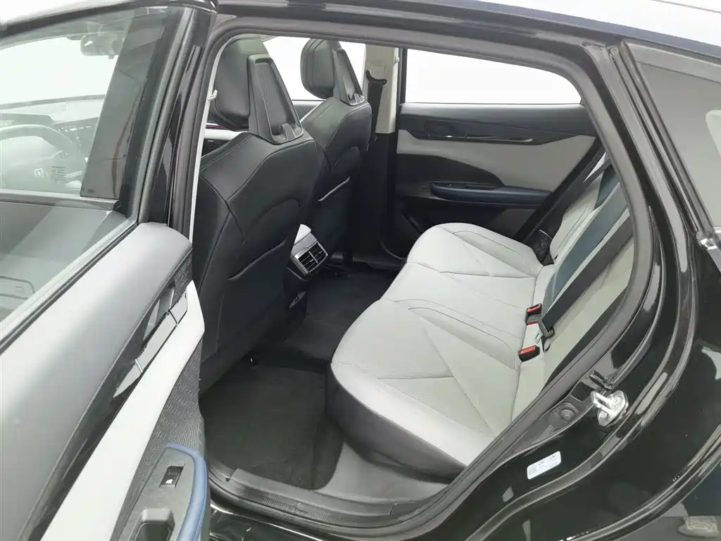 CHANGAN UNI V SMART IDD